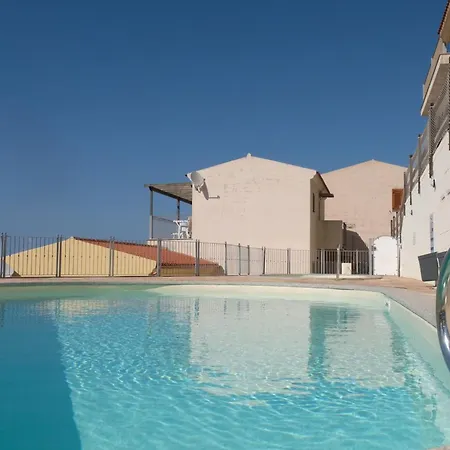 Il Delfino - House